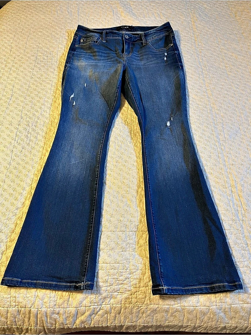 TORRID Premium Denim Flare Jeans, Blue, Waist 12 GUC